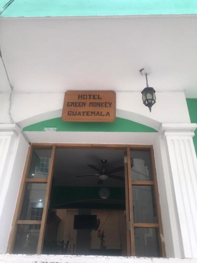 Green Monkey Hostel Flores Εξωτερικό φωτογραφία