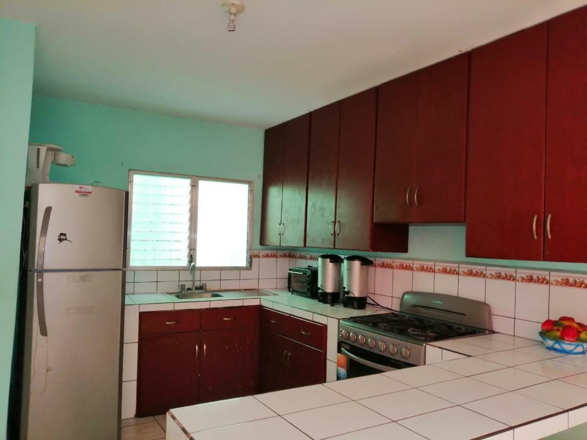 Green Monkey Hostel Flores Εξωτερικό φωτογραφία
